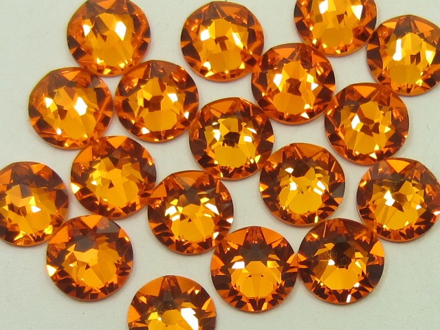 18 pcs. 34ss SUN FLATBACK European Rhinestones